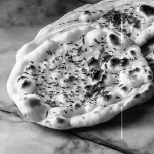 Garlic naan