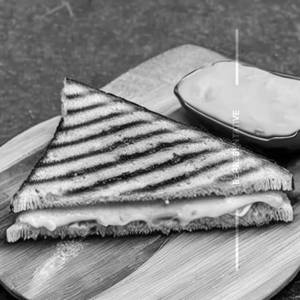 Cheesy Grilled Sandwich