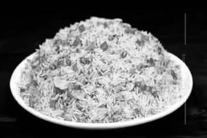 Burnt Garlic Egg Fried Rice