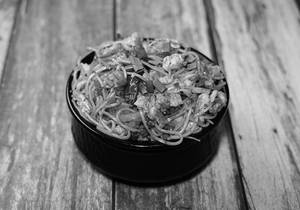 Schezwan Chicken Noodles
