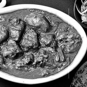 Chicken Palak Curry Bone