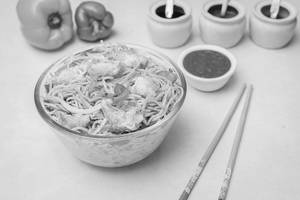 Prawns Hakka Noodles