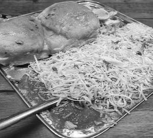 Cheesy pav bhaji