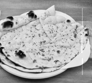 Garlic naan                                                                                                                                                           