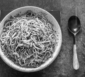 Schezwan Veg Noodles