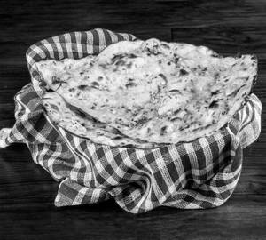 Cheese Garlic Naan