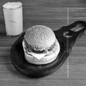 Crunchy Aloo Cheese Burger