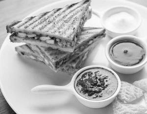 Grilled Paneer Sandwich