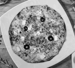 Spaicy Paneer Pizza