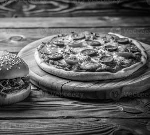 Paneer Tikka Pizza (Regular) + Cheesy Crunchy Burger