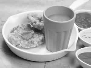 Sabudana Wada And Chai (2 Vada) (chai Serves 2 -3)