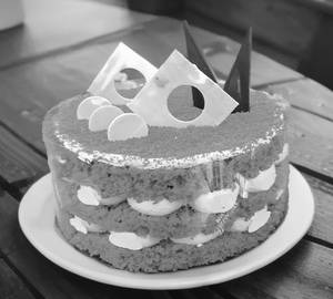 Honey pista cake [500 grams]