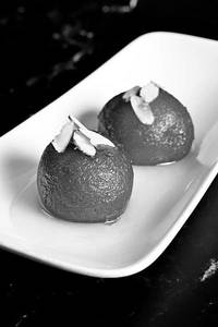 Gulab Jamun [2 Pieces]