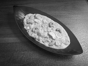 Kaju Khoya Masala