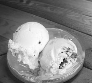 Saffron Badam Pista Ice Cream