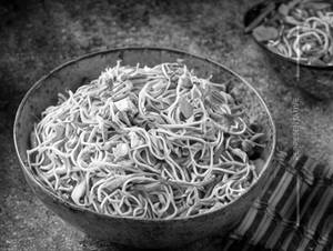 Egg Hakka Noodles