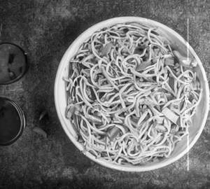 Paneer Schezwan Noodles