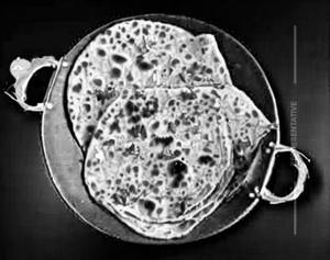 Lachha Paratha     