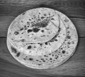 Dal pratha [1 pieces]
