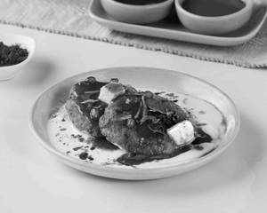 Aloo Tikki With Dahi