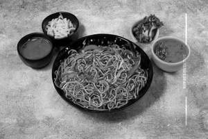 Schezwan Mixed Veg Noodles