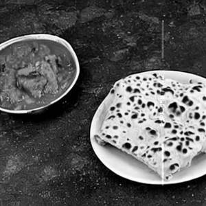 Stuffed Masala Kulcha  