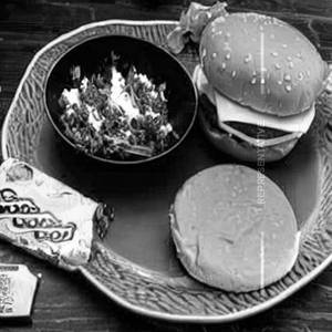 Cheesy Paneer Burger