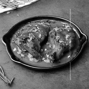 Pan Seared Chicken in Harissa Sauce 