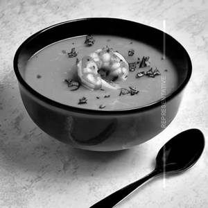 Roasted Bell Pepper & Prawns Bisque Soup
