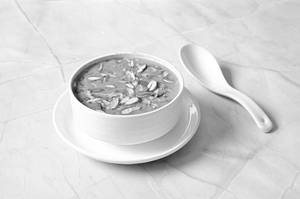 Broccoli Almond Soup