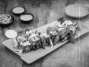 Lazeez Paneer Tikka