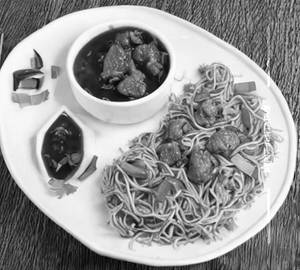 Chicken Manchurian Noodles