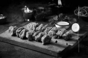 Chicken reshmi kabab