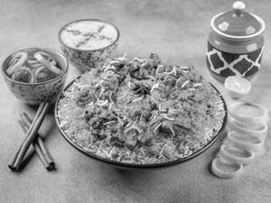 Varutha Kari Chicken  Biriyani