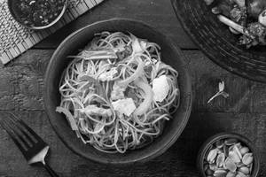 Wok Tossed Noodles Non-Veg (Serves 1-2)