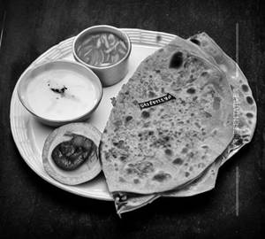 Egg Muglai Paratha
