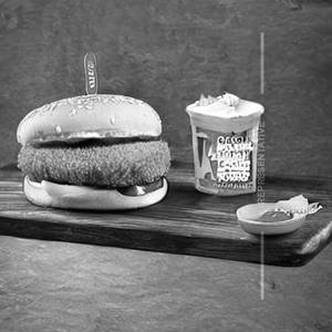 Paneer Crispy Burger