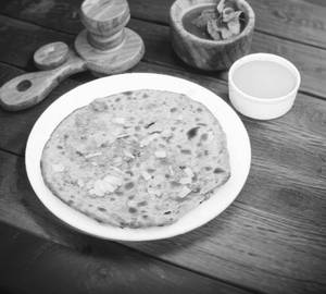 Aloo Pyaz Paratha