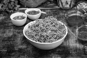 Schezwan Paneer Fried Noodles