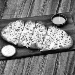 Chicken Cheese Garlic Bread