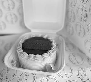 Chocolate biscoff bento cake