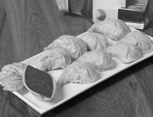 Steam paneer momos
