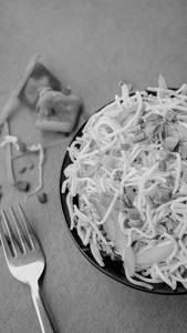 Veg Hakka Noodles