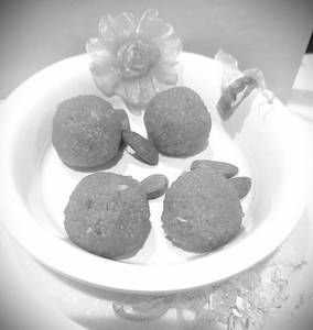 Sugar Free Laddu [4 Pieces]