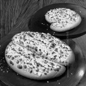 Supreme Garlic Bread