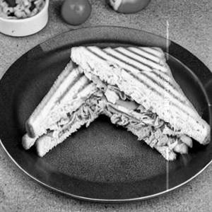 Chicken Cheese Tanoori Sandwich