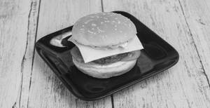 Macroni burger