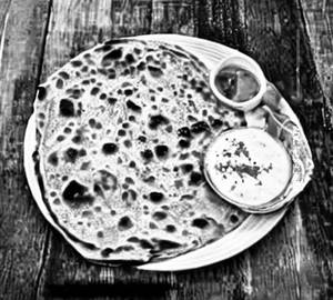 Aloo Pyaaj Cheese Paratha