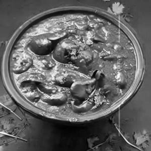 Mushroom Matar Masala [200 Gm]