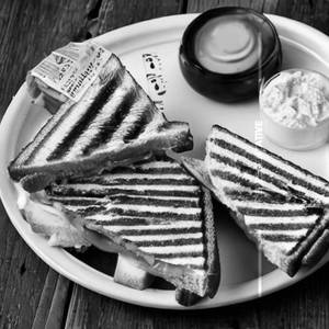 Jam Sandwich [Grill]
